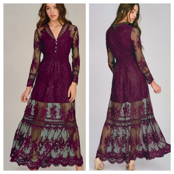EVIEcarche Dresses & Skirts - 🦋MAKE AN OFFER!🦋 Burgundy Lace Maxi